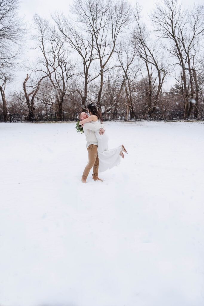 Snow wedding missouri