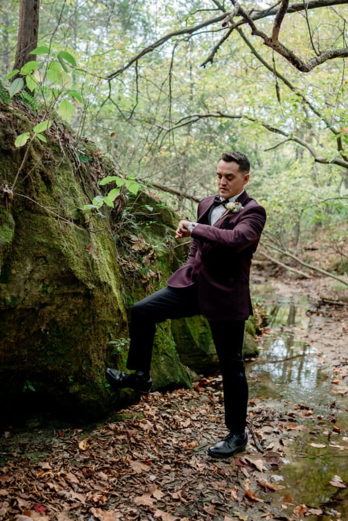 elopment style wedding at don robinson state park jessica and brian 225 225 of 273 closed eyes duplicates selected mckinley g photography