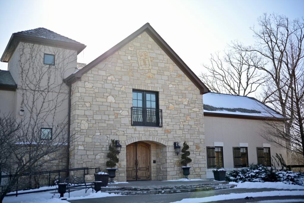 Silver Oaks Chateau Mid day