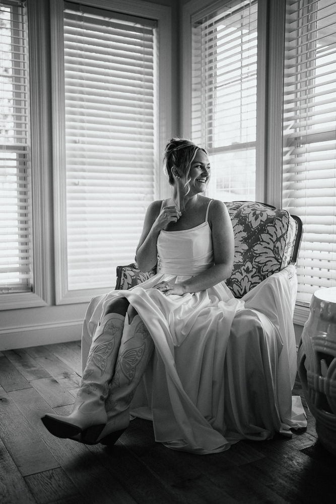 Sunflower Hill Farm wedding   Sam and Darrin  28 = (28 of 59)  McKinley Griggs