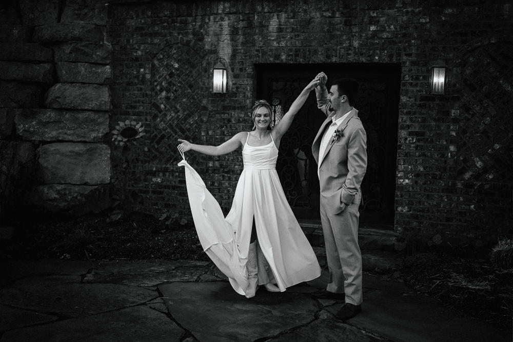 Sunflower Hill Farm wedding   Sam and Darrin  36 = (36 of 59)  McKinley Griggs